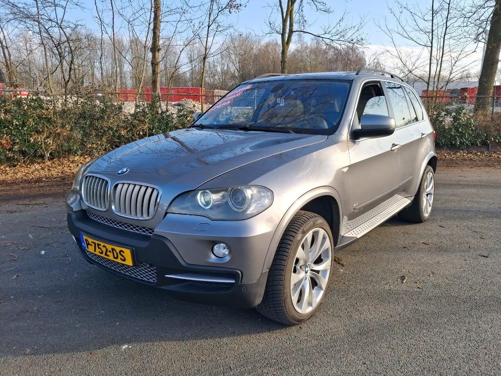BMW X5 4.8 I AUT 2006 Grijs 7 PRSN UITVOERING, Auto's, 138 €/maand, 2145 kg, Leder, Bedrijf