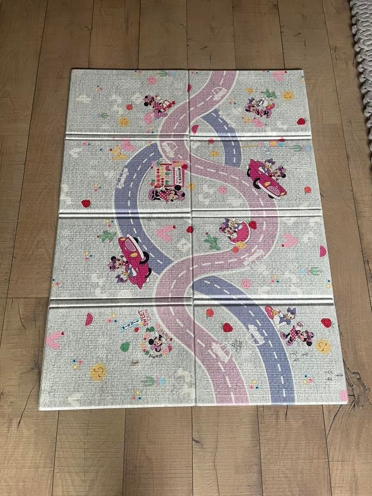 Zacht speelkleed 122 cm en breedte 90 cm, Ophalen of Verzenden, Zo goed als nieuw