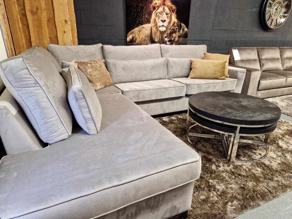 Voorraad Actie | Lounge | Velvet hoekbank | Showroom Utrecht, Huis en Inrichting, Ophalen, Info@trendvortex.com, Hoekbank, Eric Kuster, modern, velvet