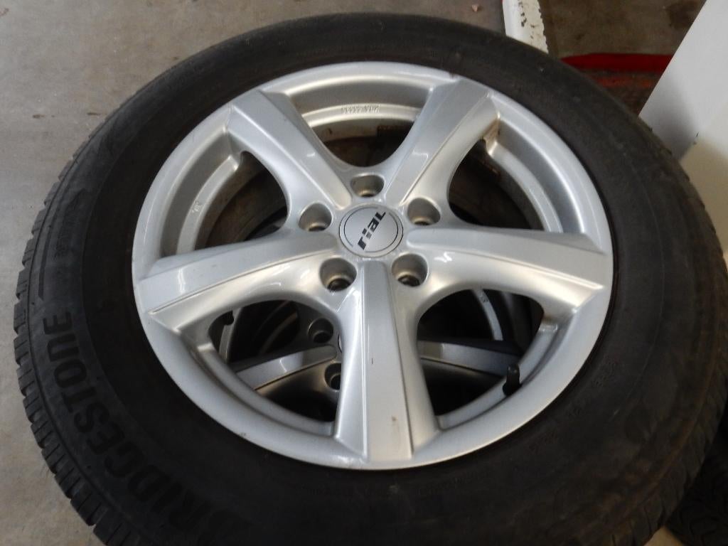 Winterset Volkswagen Tiguan 5x112, Auto-onderdelen, Banden en Velgen, Ophalen, 16 inch, Banden en Velgen, Winterbanden