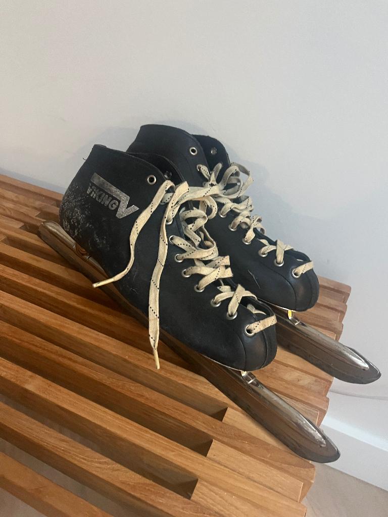 Schaatsen 43 noren Viking zwart, Sport en Fitness, Schaatsen, Ophalen, Viking, Gebruikt, Noren