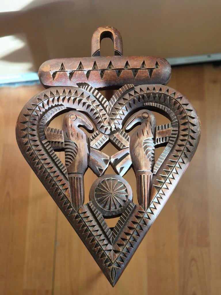 Surinaams Houten Bijzettafeltje Handgemaakt, Antiek en Kunst, Kunst | Beelden en Houtsnijwerken, Ophalen