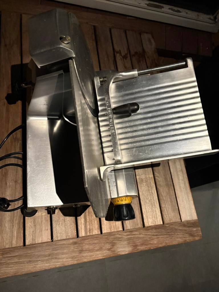 Emga professionele (vlees) snijmachine, Ophalen, Zo goed als nieuw