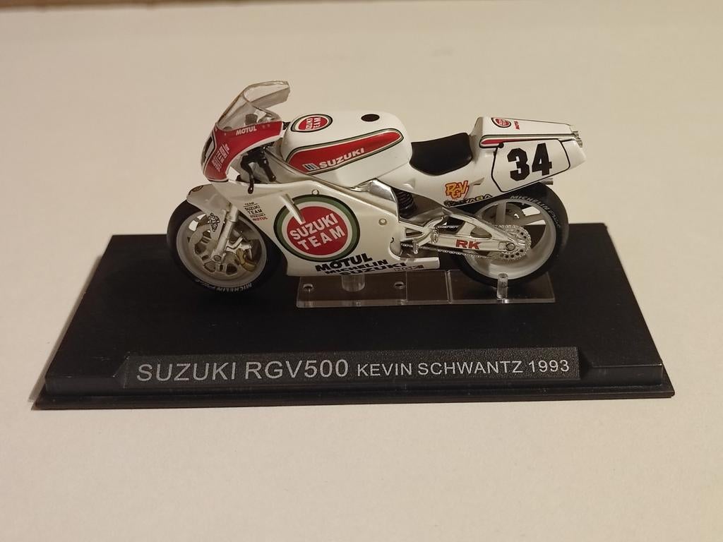 Suzuki RGV500 - Kevin Schwantz - Lucky Strike Suzuki, Ophalen of Verzenden, Zo goed als nieuw, Motor