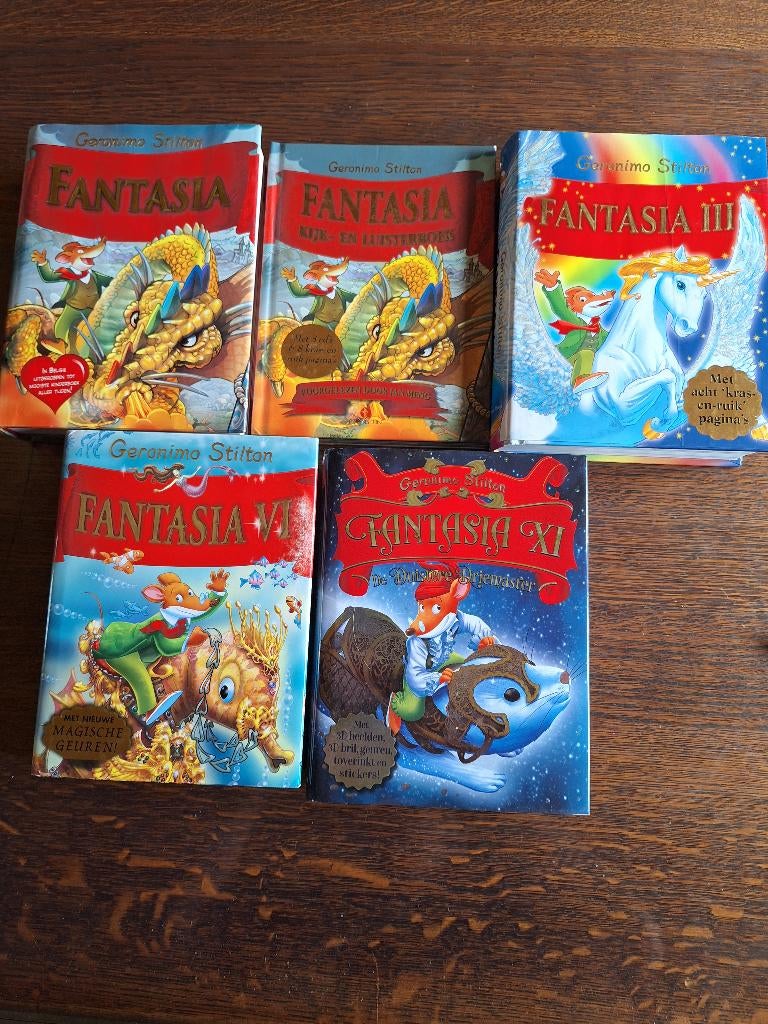 Geronimo Stilton 5 boeken & luisterboek Fantasia, Ophalen of Verzenden, Gelezen, Fictie algemeen
