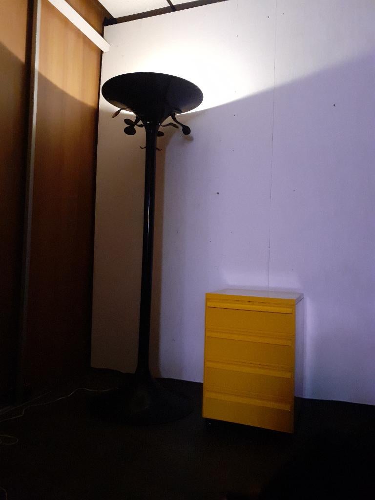 Kartell kapstok lamp zwart space age design jaren 70 retro, Huis en Inrichting, Woonaccessoires | Kapstokken, Ophalen, Kunststof