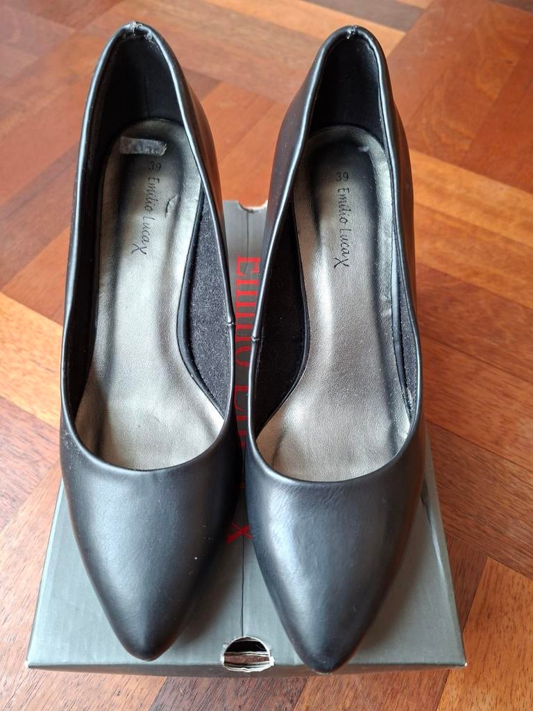Zwarte pumps - maat 39, Pumps, Zwart, Ophalen of Verzenden, Emilio Luca x