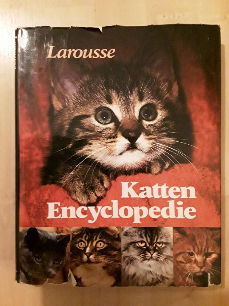 Larousse Katten Encyclopedie., Boeken, Encyclopedieën, Ophalen of Verzenden, Gelezen, Dieren, Los deel