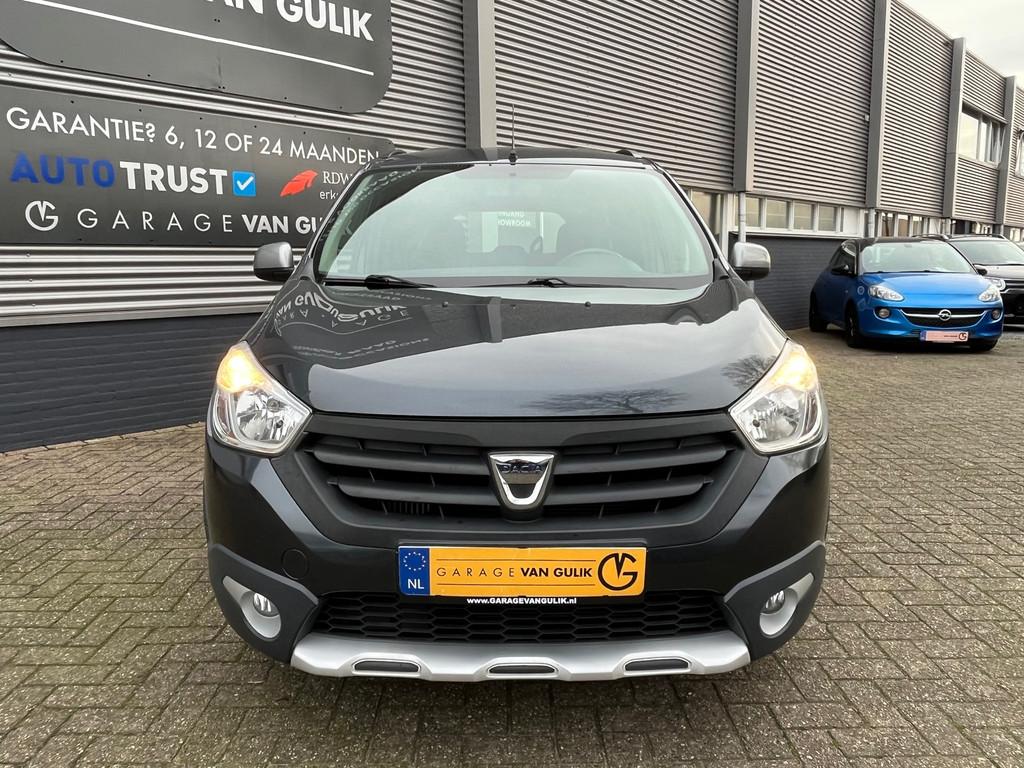 Dacia Lodgy 1.2 TCe Stepway 116PK 7Pers,Navi,Airco,Cruise,Is, Auto's, Dacia, Voorwielaandrijving, Stof, Gebruikt, Origineel Nederlands