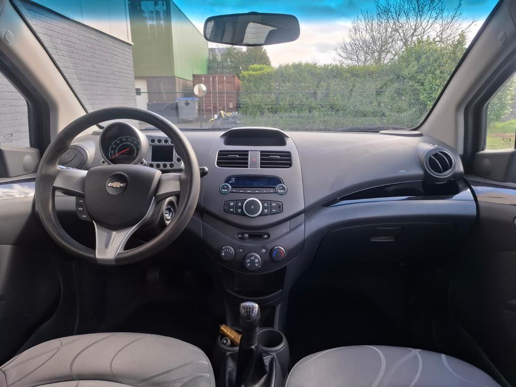 Chevrolet Spark 1.0i-16V LS Bi-Fuel 5Drs Airco Stuurbekracht, Auto's, Voorwielaandrijving, Euro 5, Zwart, 4 cilinders