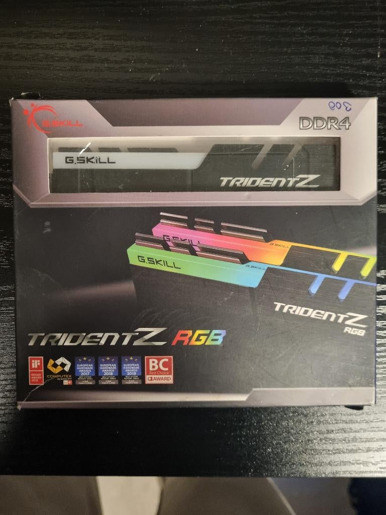 g-skill  trident z 2x16gb f4-4400c19, 32 GB, DDR4, Ophalen of Verzenden, Zo goed als nieuw