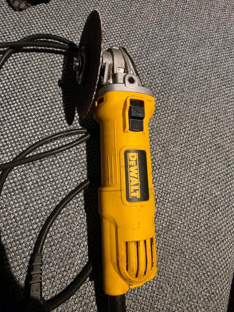 DeWALT DWE4057-QS Haakse slijper 800W | 125mm, Ophalen of Verzenden, Gebruikt, 1000 watt of meer, Haakse handslijpmachine