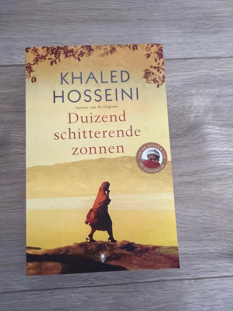Khaled Hosseini - Duizend schitterende zonnen, Boeken, Ophalen of Verzenden, Gelezen, Nederland