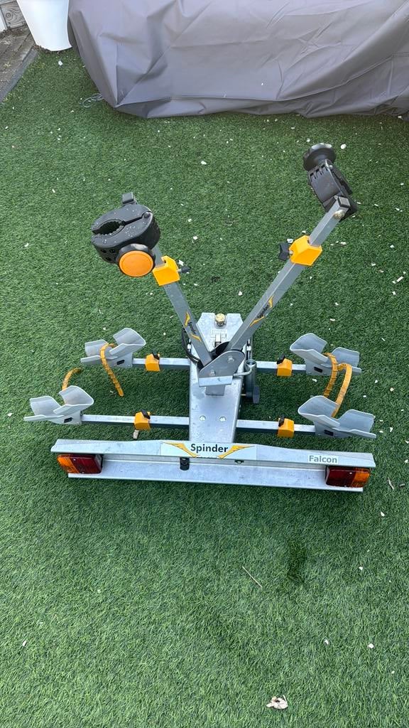 Spinder fietsdrager, Ophalen, Zo goed als nieuw, Trekhaakdrager