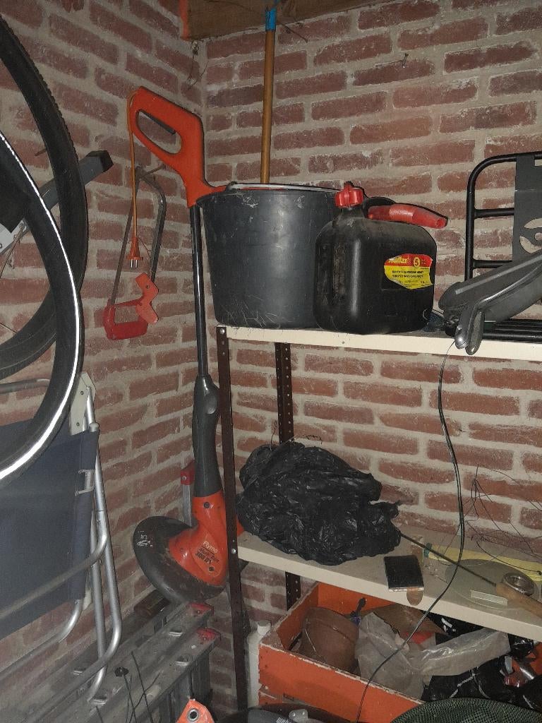 Kantenmaaier, Gebruikt, Elektrische grasmaaier, Minder dan 30 cm, Ophalen of Verzenden