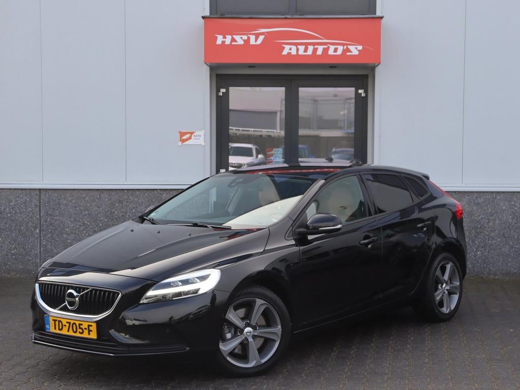 Volvo V40 1.5 T2 Edition+ navi LEER panodak org NL, Euro 6, 700 kg, Leder en Stof, Origineel Nederlands