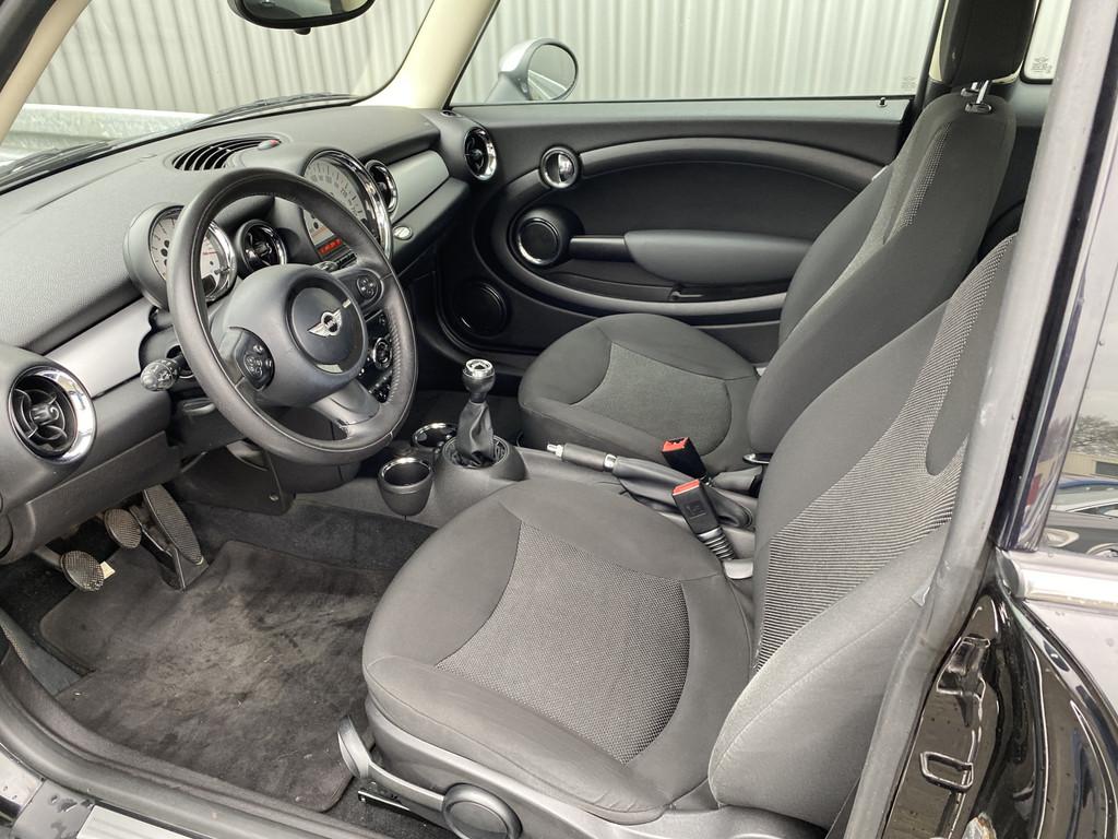 MINI Mini 1.6 One Pepper 128Dkm, A/C, CC, LM, nw. APK – In, Voorwielaandrijving, Euro 5, Stof, 4 stoelen