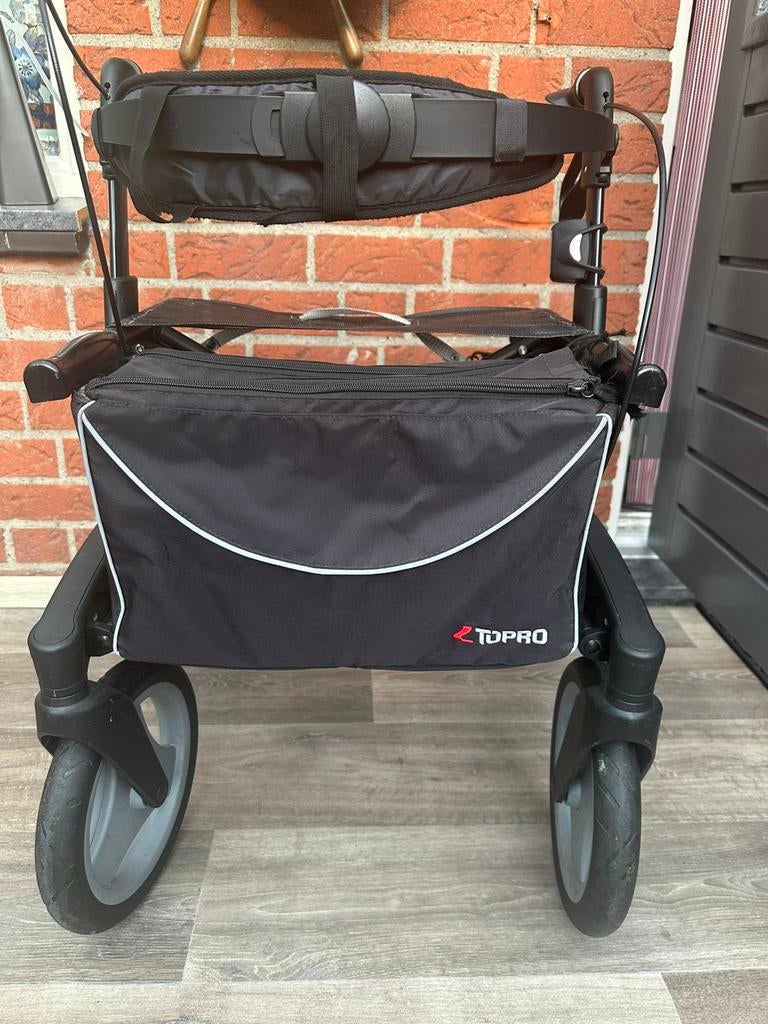 Zeer nette rollator Topro Olympos met rugsteunband en tas, Diversen, Rollators, Zo goed als nieuw, Ophalen of Verzenden