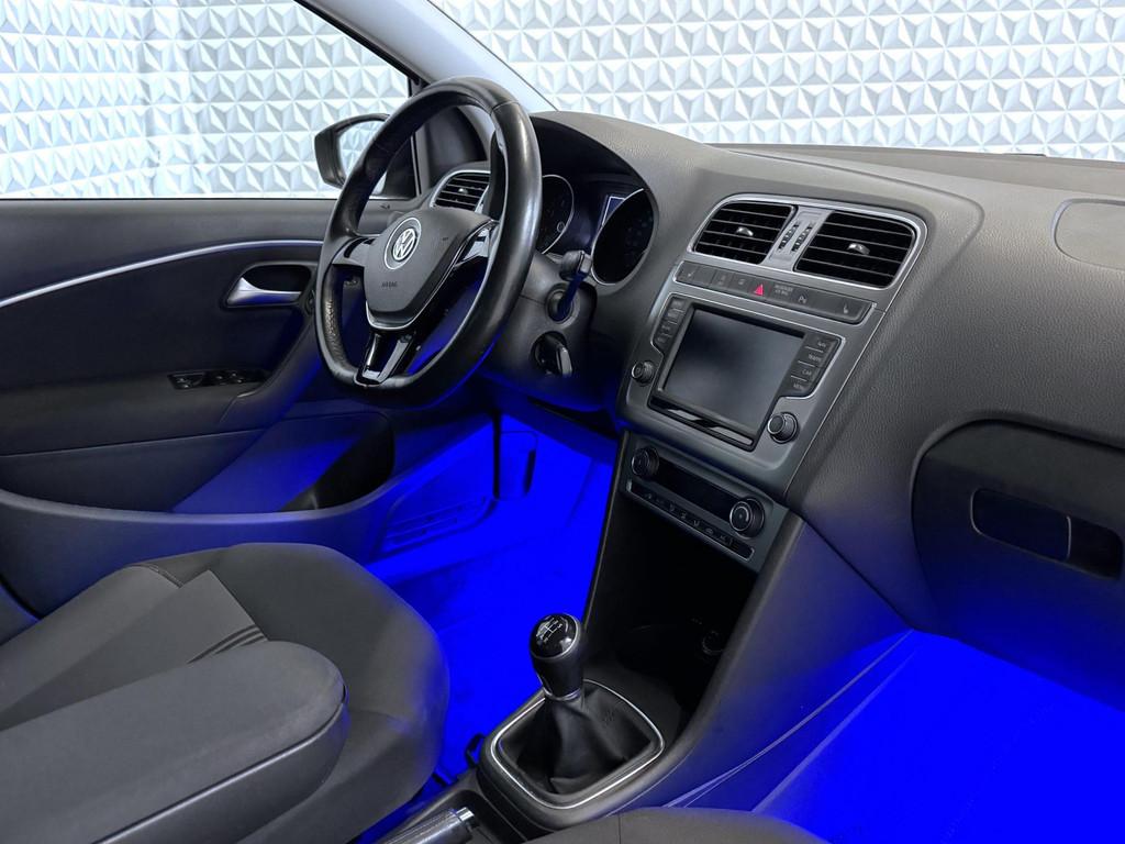Volkswagen Polo 1.0 5drs ALLSTAR Airco ECC Navigatie (2017), Stof, Euro 6, Blauw, Bedrijf