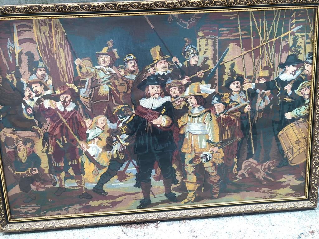 Geborduurde Nachtwacht ingelijst, Ophalen