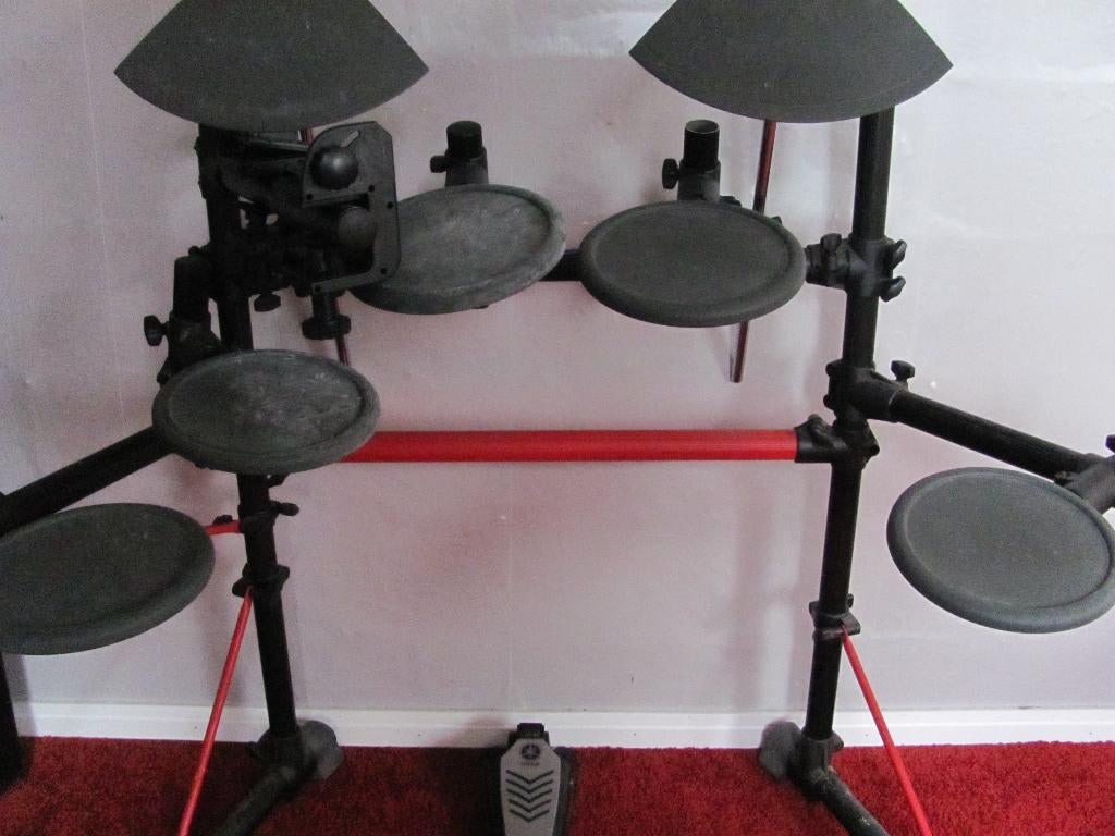 Yamaha drumrack te koop, zonder drumcomputer., Muziek en Instrumenten, Ophalen, Zo goed als nieuw, Yamaha, Elektronisch