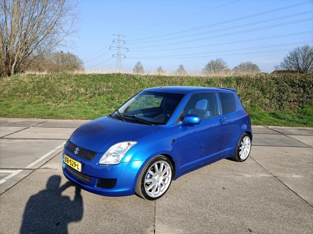Suzuki Swift 1.3 sport 2009 airco nieuwe apk, 945 kg, Stof, 31 €/maand, 1328 cc
