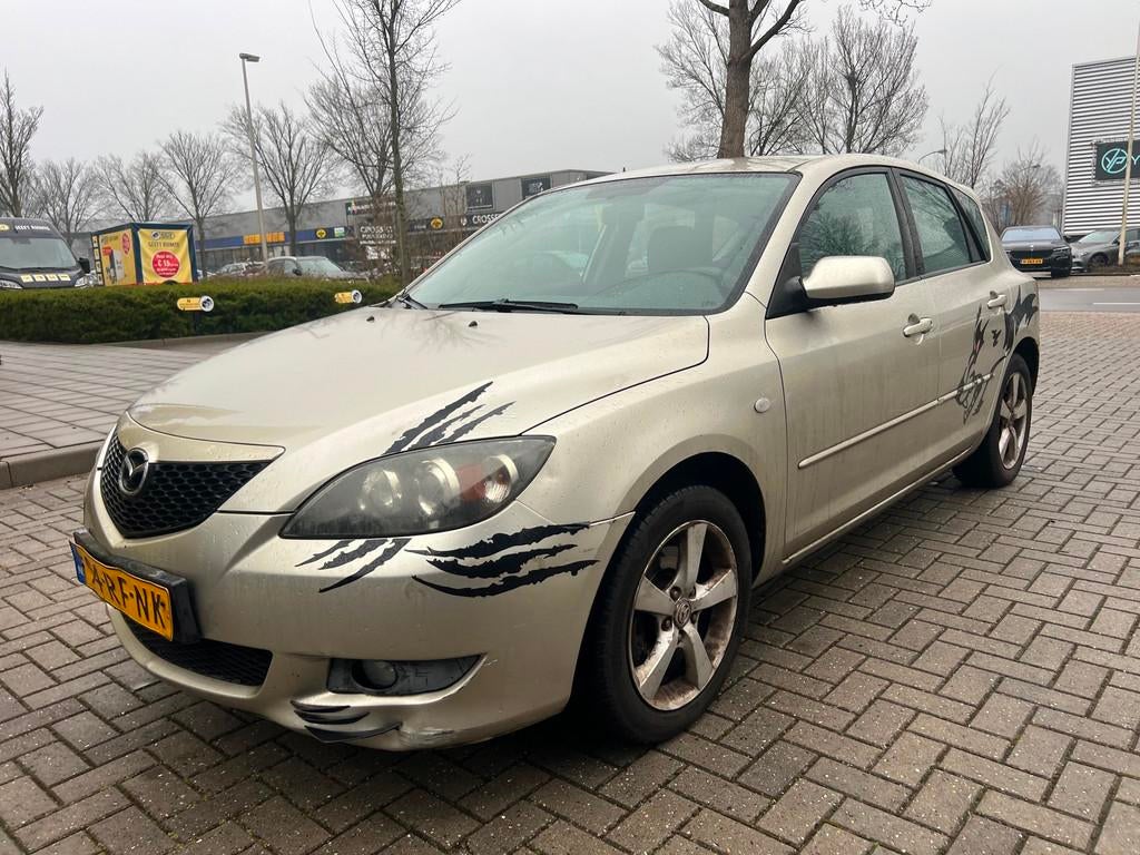 Mazda 3 Sport 2.0 Executive - AIRCO - HATCHBACK, Voorwielaandrijving, Gebruikt, Zwart, 4 cilinders