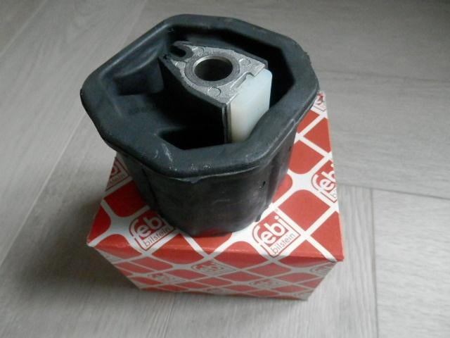 Motorsteun VW Bus T3 Diesel na 08-1982, Ophalen of Verzenden