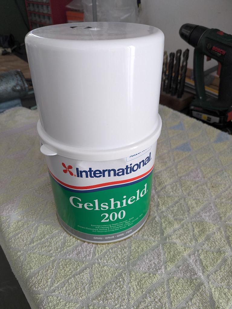 gelshield 200 (epoxy verf voor polyester boten), Dek en Romp