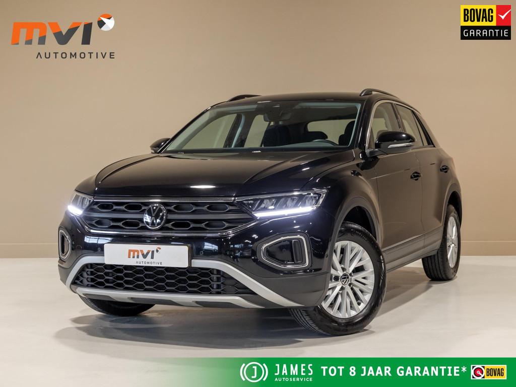 Volkswagen T-Roc 1.0 TSI Life / 110pk / Trekhaak / Achteruit, Voorwielaandrijving, Gebruikt, Met garantie (alle), Zwart