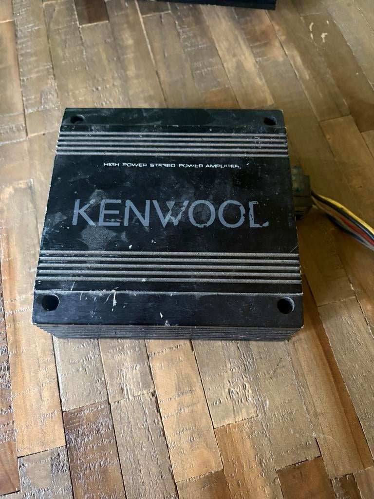 Kenwood KAC-7020 auto versterker gebruikt werkend, Auto diversen, Autospeakers, Ophalen of Verzenden, Gebruikt