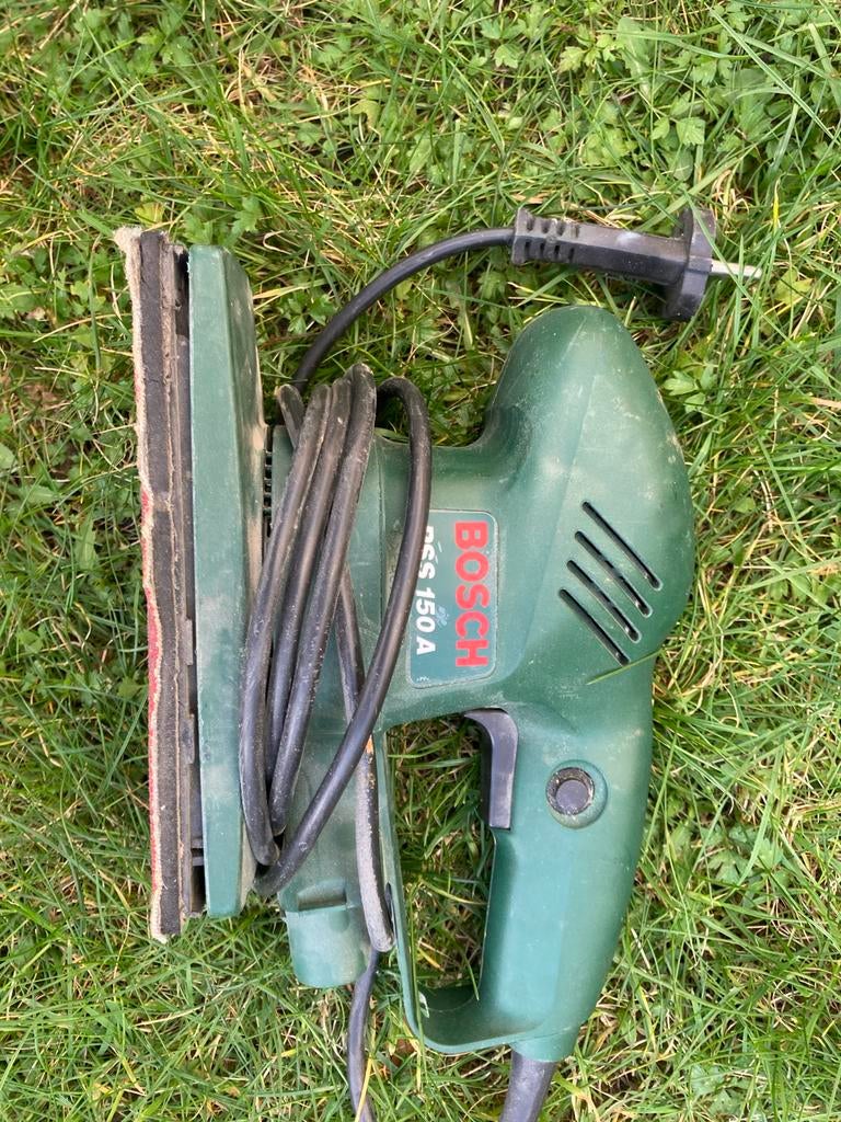 Bosch PSS 150 A Vlakschuurmachine, Ophalen, Zo goed als nieuw, Vlakschuurmachine