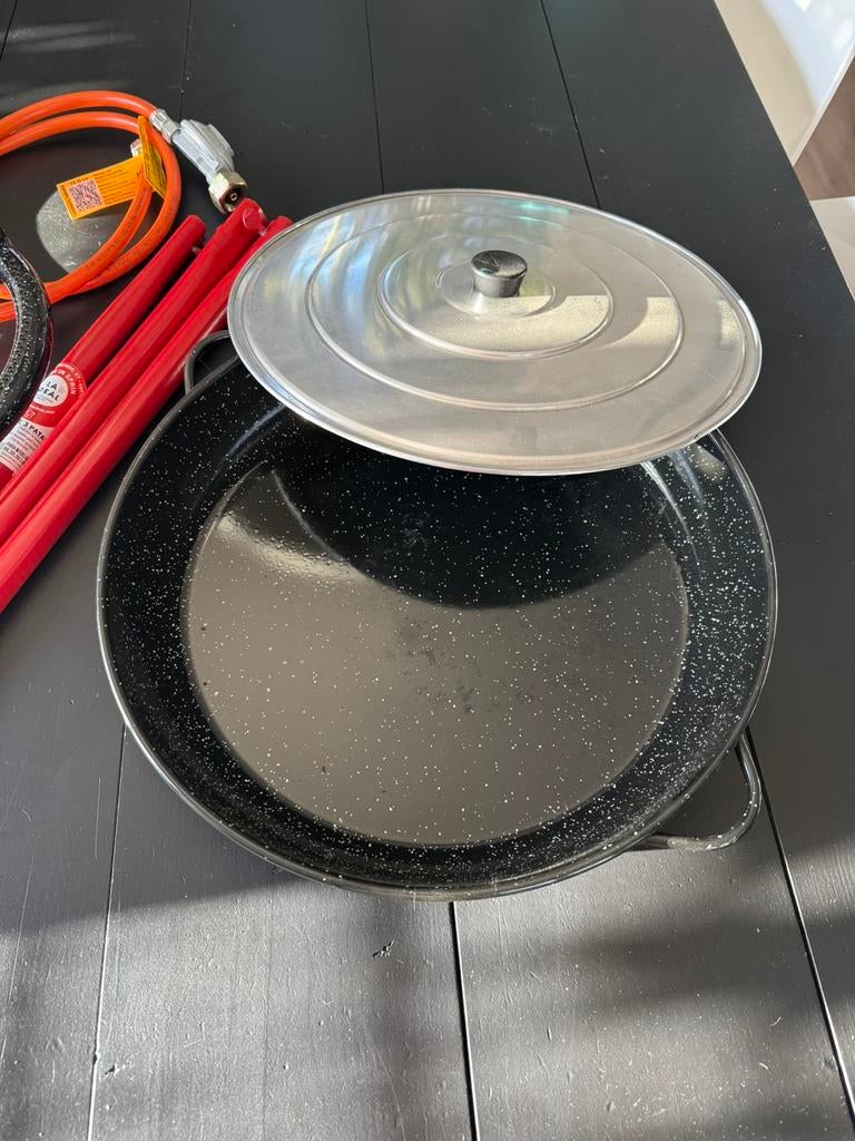 Paella pan plus brander en statief, Ophalen, Zo goed als nieuw