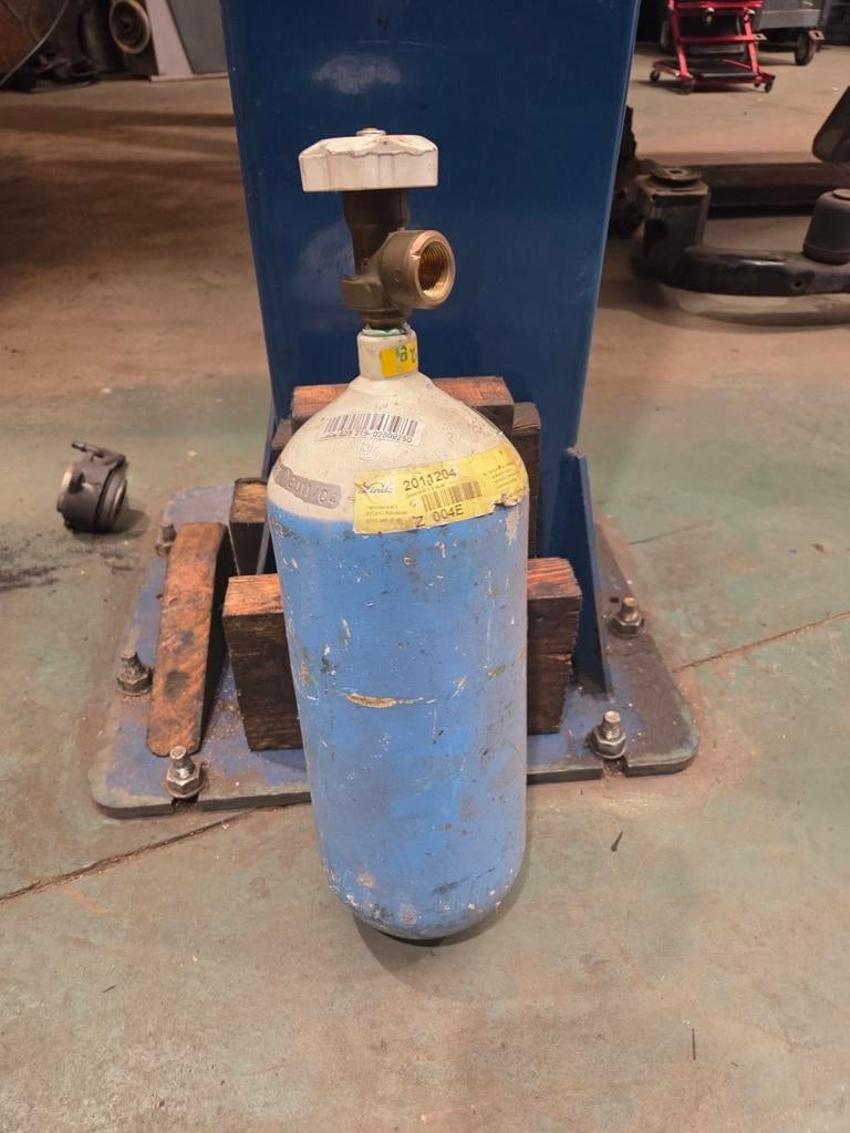 Fles zuurstof 2.5L te koop, Ophalen of Verzenden