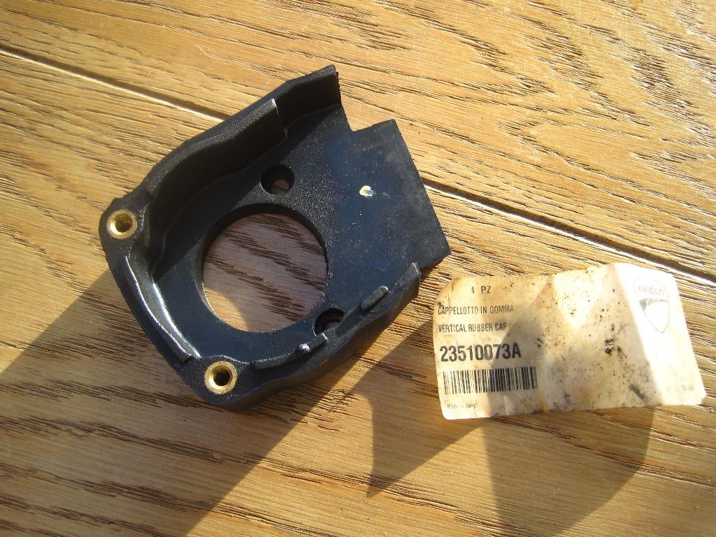 Ducati riemcover deel staande cilinder NIEUW 23510073A, Ophalen of Verzenden