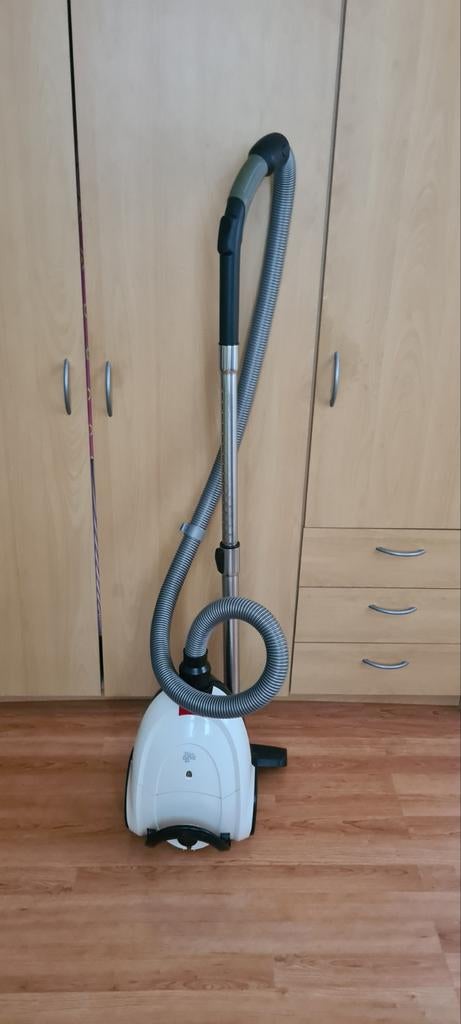 Witte stofzuiger met slang en stang, Witgoed en Apparatuur, Stofzuigers, Ophalen