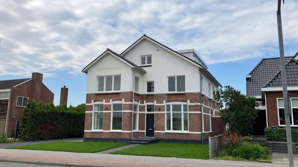 NIEUW! Woonruimte te huur Blijhamsterweg, Winschoten, Huizen en Kamers