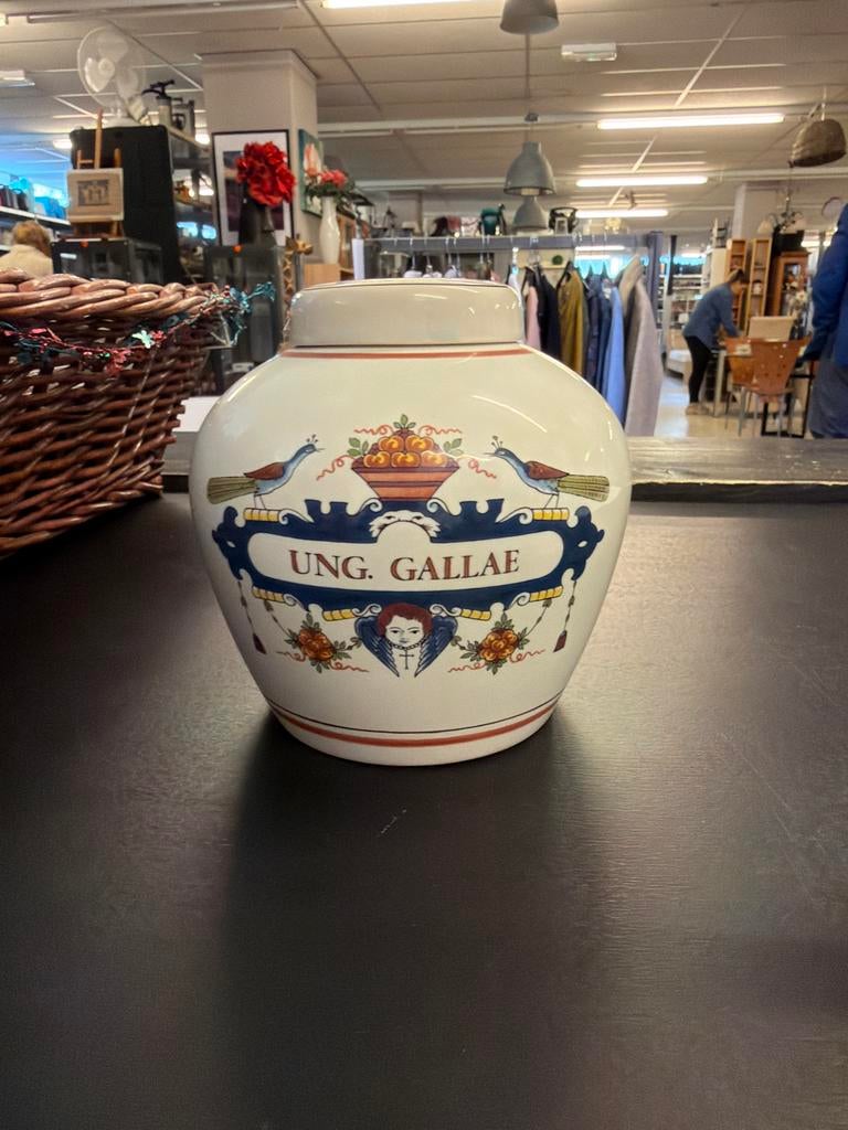 Decoratieve pot met deksel - Ung. Gallae, Ophalen