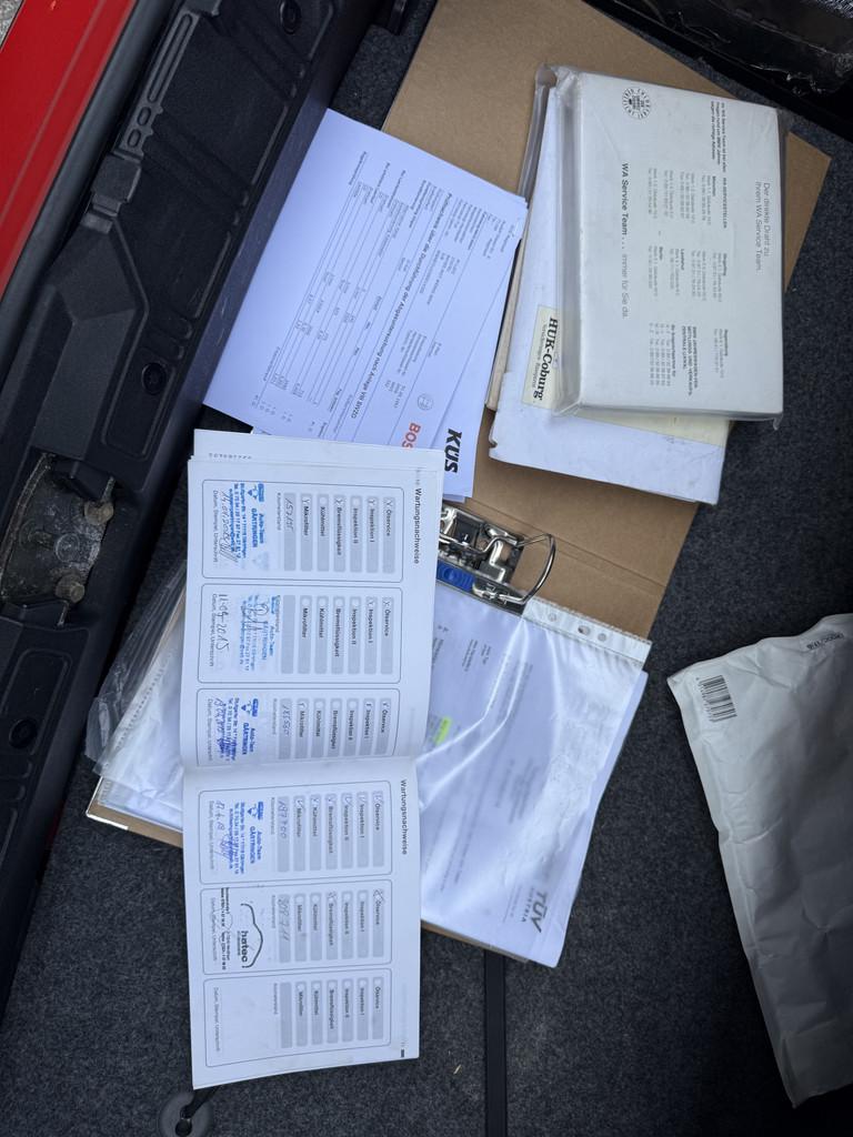 BMW 3 Serie Cabrio 320i M-Pakket *Unieke staat* Volledig his, Achterwielaandrijving, Gebruikt, Zwart, 4 stoelen