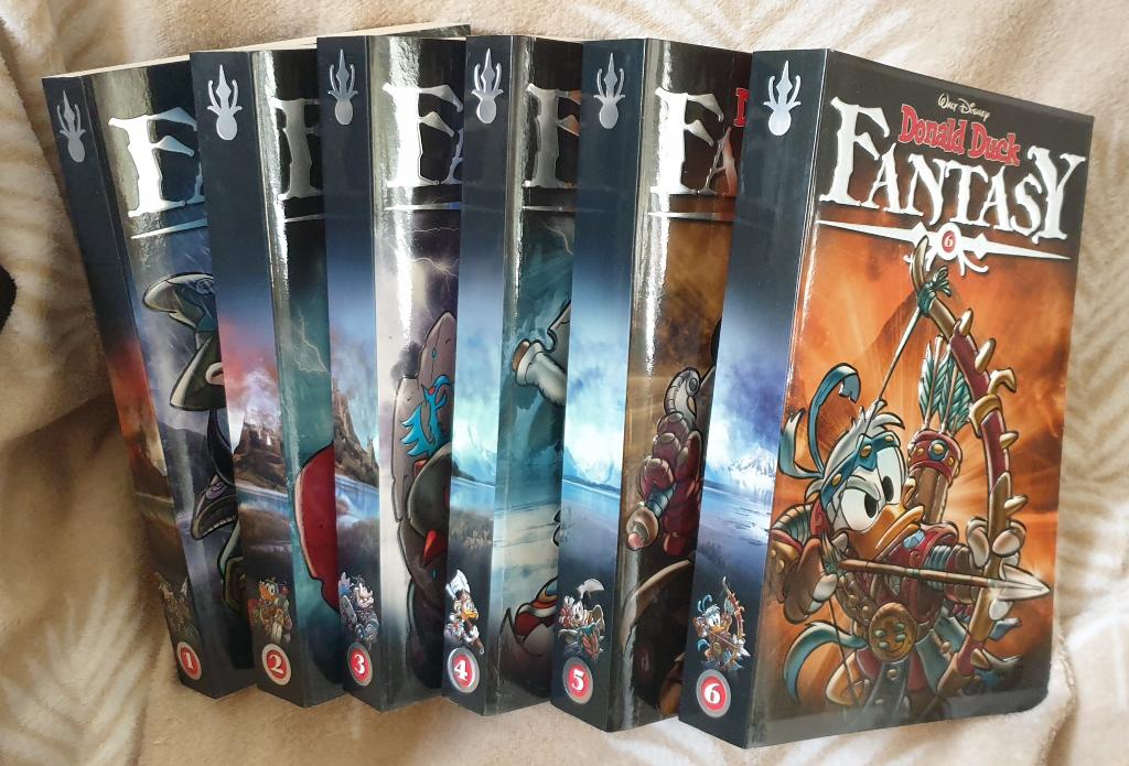 Donald Duck pocket serie: Fantasy Galaxy History, Boeken, Stripboeken, Meerdere stripboeken, Ophalen of Verzenden, Zo goed als nieuw
