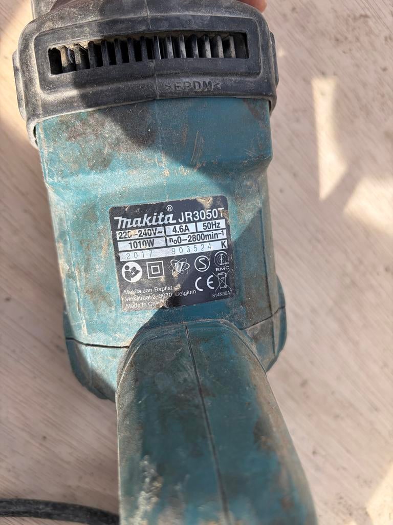 Makita JR3050T | Reciprozaag  | Inclusief Zaagblad, Doe-het-zelf en Verbouw, Gereedschap | Zaagmachines, Gebruikt, 70 mm of meer