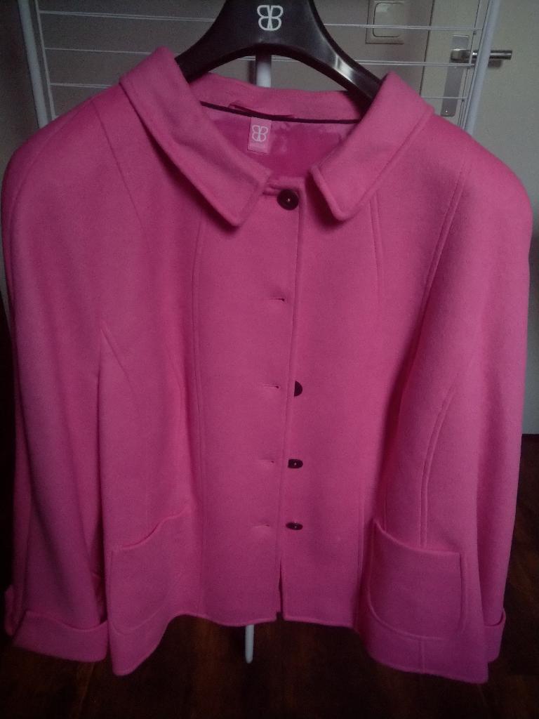 Mooi Basler design jasje roze wol /// peter Hahn, Kleding | Dames, Ophalen of Verzenden, Nieuw, Maat 46/48 (XL) of groter, Roze