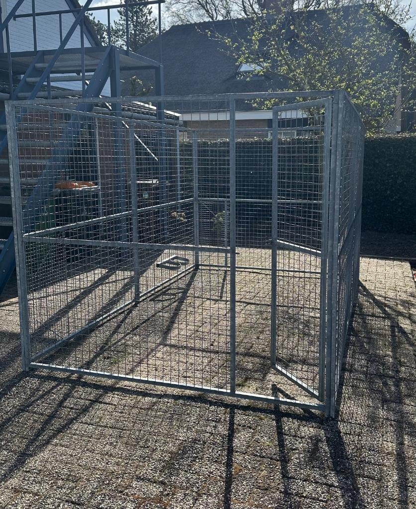 Hondenren 300x205 hoogte 175cm, Ophalen, Gebruikt, 110 cm of meer, 100 cm of meer