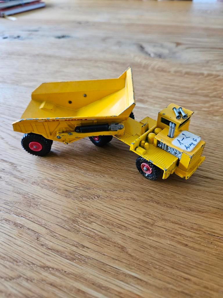KW Dart dumpstruck  Matchbox series king size no.K2 scale 3", Overige merken, Gebruikt, 1:50 of kleiner, Ophalen of Verzenden