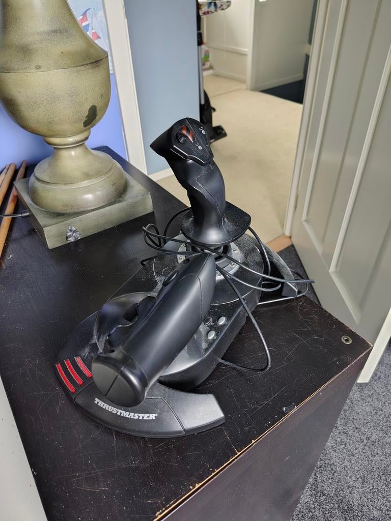 Thrustmaster T.Flight Hotas X Joystick, Ophalen of Verzenden, Gebruikt, Thrustmaster/Logitech