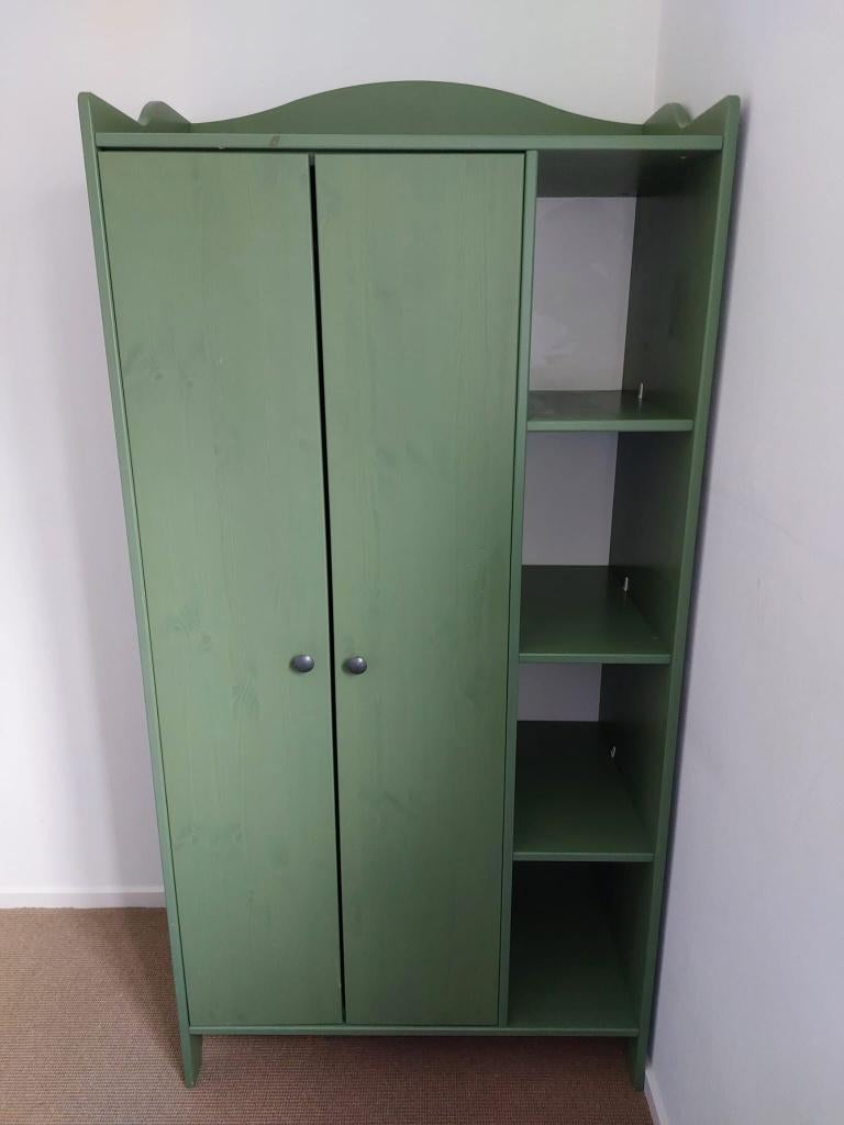 IKEA Trogen kast + boekenkastdeel – massief hout, Ophalen, Met deur(en), Gebruikt, 100 tot 150 cm