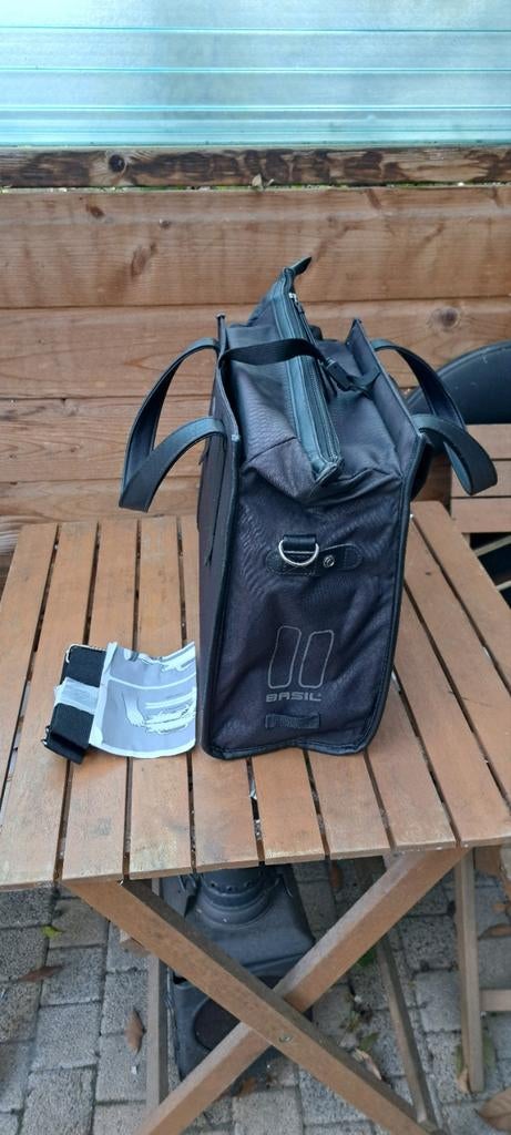 Basil fietstas/schoudertas - Zwart, Ophalen of Verzenden, Gebruikt, Basil