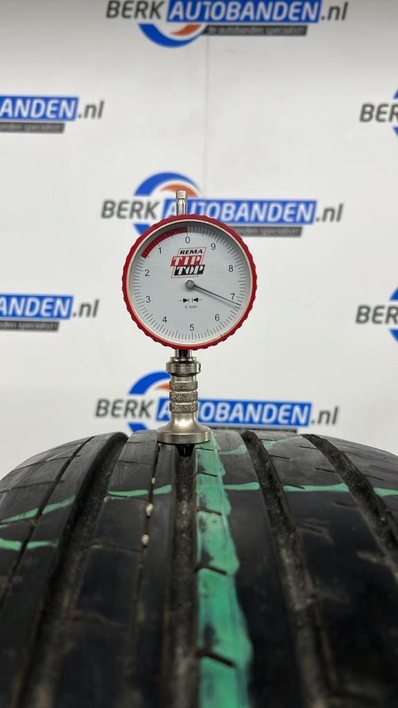 2x Yokohama BlueEarth XT AE61 225/60 R18 100H 225/60/18 2256, 18 inch, Gebruikt, -, -