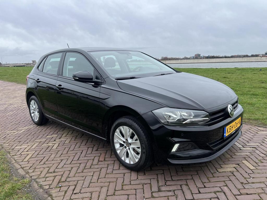 Volkswagen Polo 1.0 2018 AIRCO|APPLE CARPLAY|PDC V&A| NW APK, 1005 kg, Stof, Gebruikt, Zwart