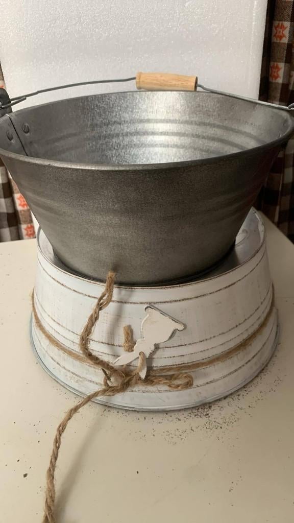 Plantenbakjes, Rond, Ophalen of Verzenden, Metaal, Minder dan 40 cm